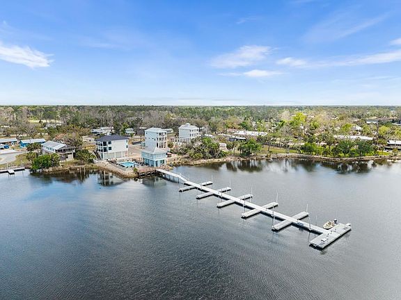 5th image of 207 Westwind Way