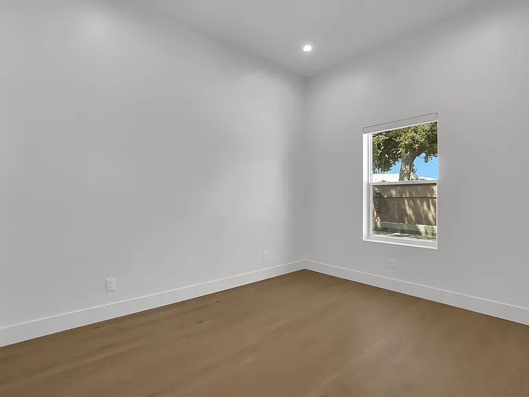 1223 S Santa Anita Ave — Photo 15