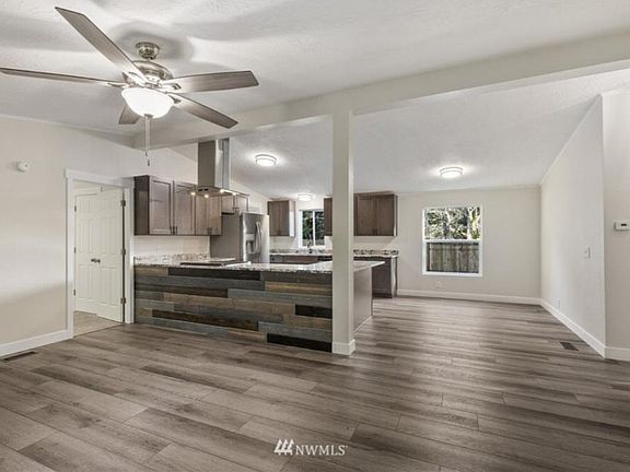 2nd image of 11323 201st Avenue Ct E