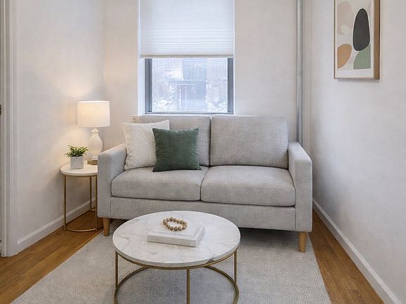 2nd image of 31 Bedford St APT 6