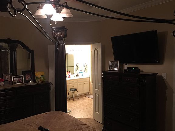 5th image of 1622 Shady Lake Cir