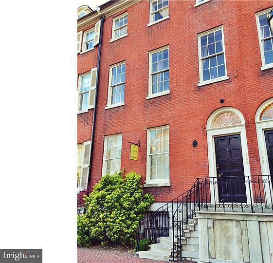 1st image of 704-6 S Washington Sq #4W