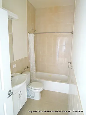 Rented by Bohemia Realty Group | media 42