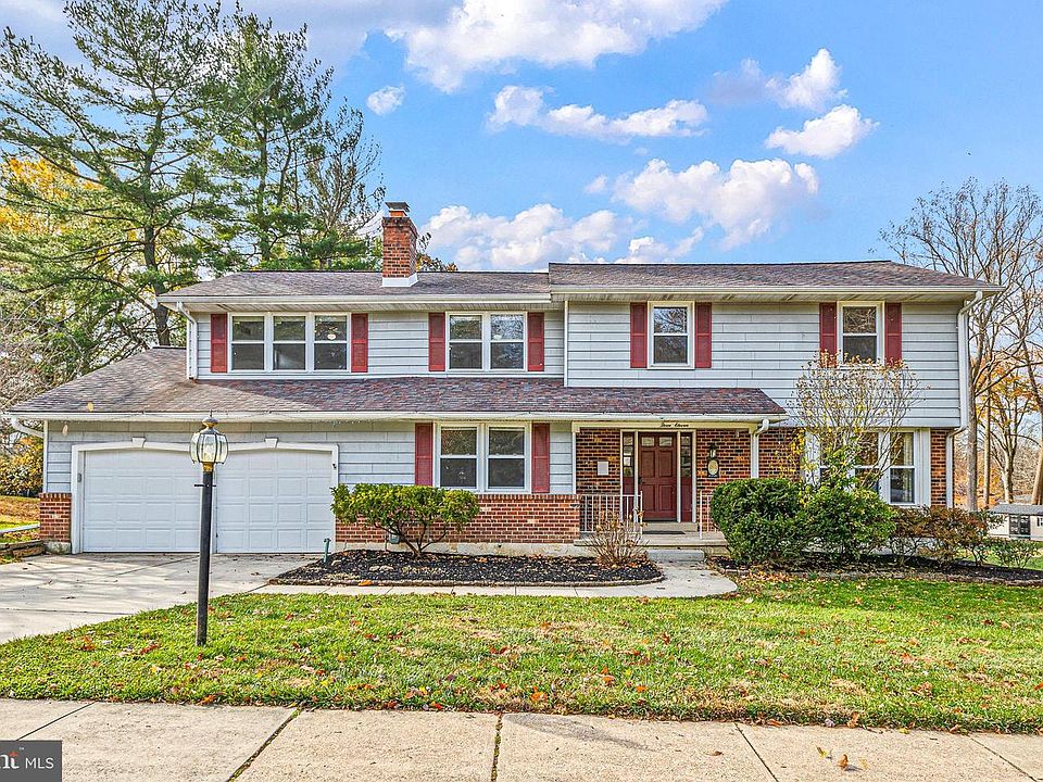 1st image of 311 Stamford Dr