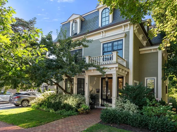 46 Mount Vernon St APT 1, Cambridge, MA 02140
