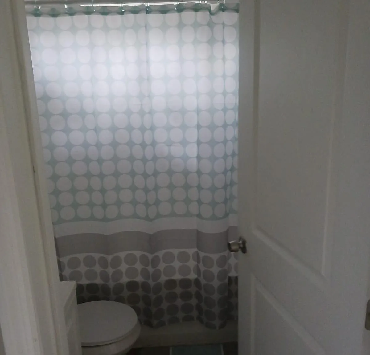 4 bed, 3.0 bath, 1553 sqft, $776 — Photo 2