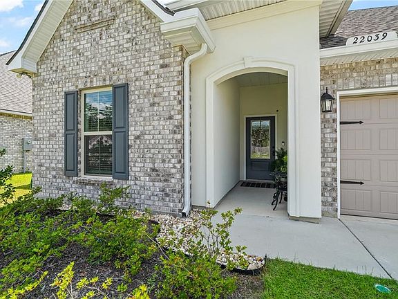 4th image of 22039 Giselle Dr