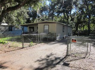 1605 County Road 435, Lake Panasoffkee, FL 33538