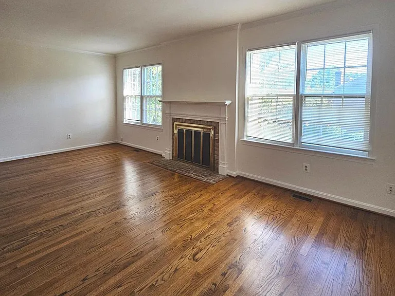 3019 Meeting St — Photo 10