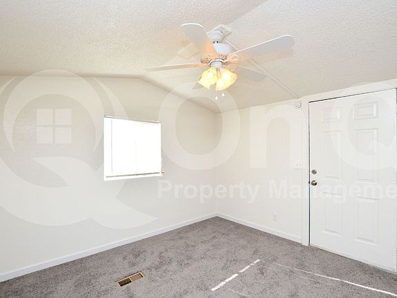 3rd image of 229 N Palm St #5