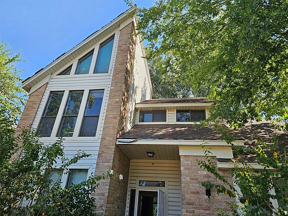 2nd image of 11514 Clover Lane Ct