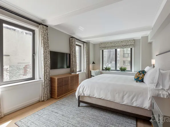 35 East 76th Street image 4 of 11