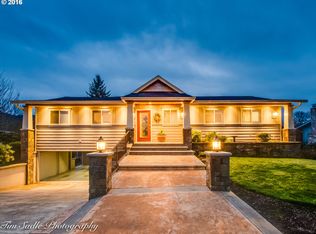 1769 NW Riverview Dr, Roseburg, OR 97471
