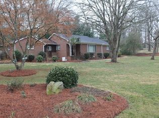 7712 Cooper Ln, Charlotte, NC 28217