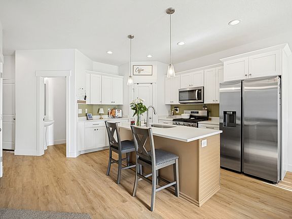 5th image of 1028 N Freeman Dr