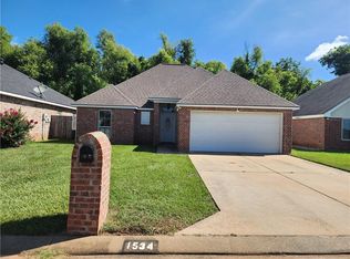 1534 Chase Dr, Alexandria, LA 71301