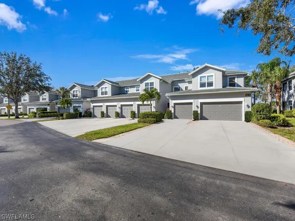 12011 Champions Green Way APT 706, Fort Myers, FL 33919