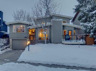 2423 N 34th Ave NW, Calgary, AB T2L0V3