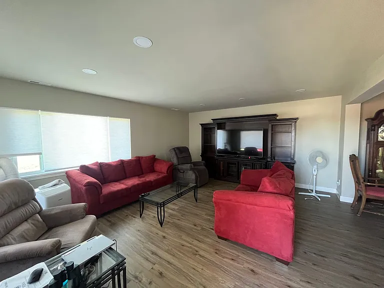20528 Dahlstedt Rd #A — Photo 12