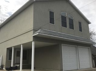 27234 Oak Dr, Sturgis, MI 49091