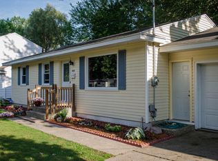 1438 43rd St SW, Wyoming, MI 49509