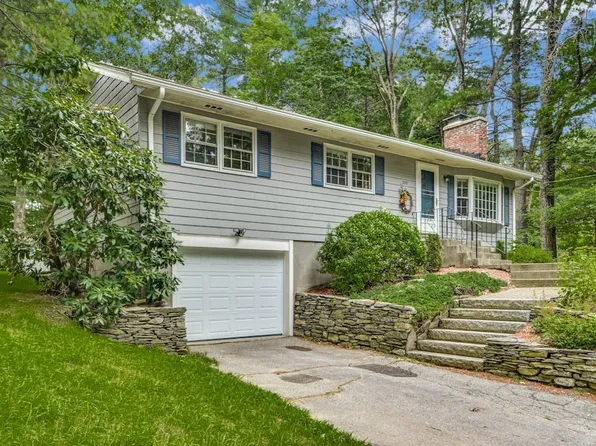 200 Howard St, Northborough, MA 01532