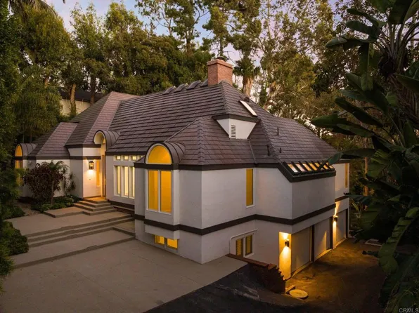 1765 Ivy Rd, Oceanside, CA 92054