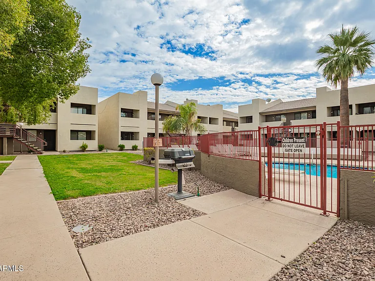 3301 E Earll Dr #120 — Photo 19