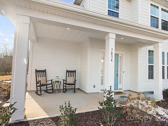 3rd image of 7034 Cloer Ct