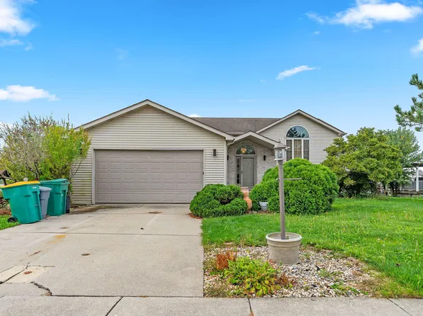 8801 Buckridge Trl, Cedar Lake, IN 46303