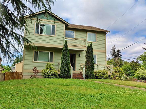 2nd image of 9202 Yakima Ave