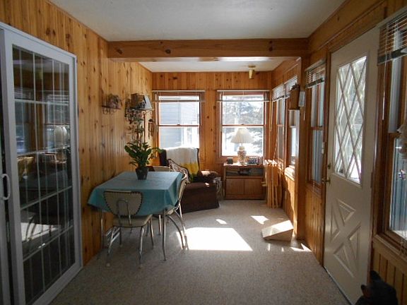 3rd image of 6995 Norway Pine Ln