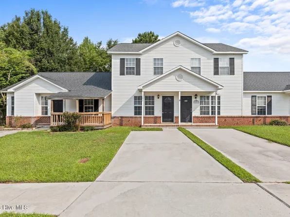 1095 W Pueblo Dr, Jacksonville, NC 28546