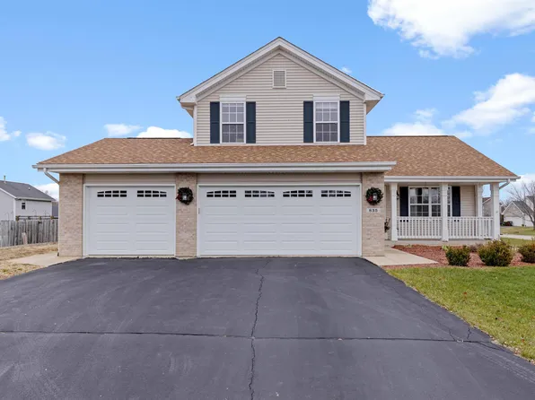 835 Crestview Ct, Rockton, IL 61072