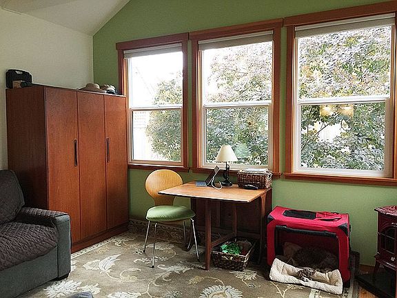 5th image of 455 Argyle Ave