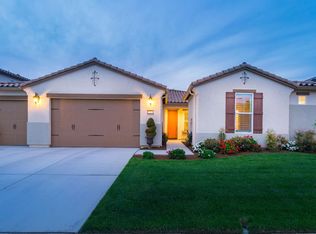 1322 N Twinberry Ave, Clovis, CA 93619