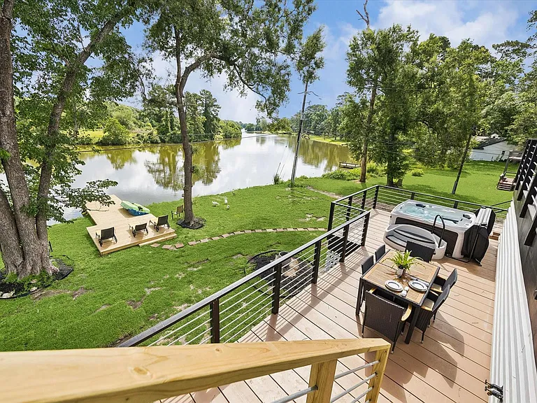 407 Brook Hollow Dr — Photo 41