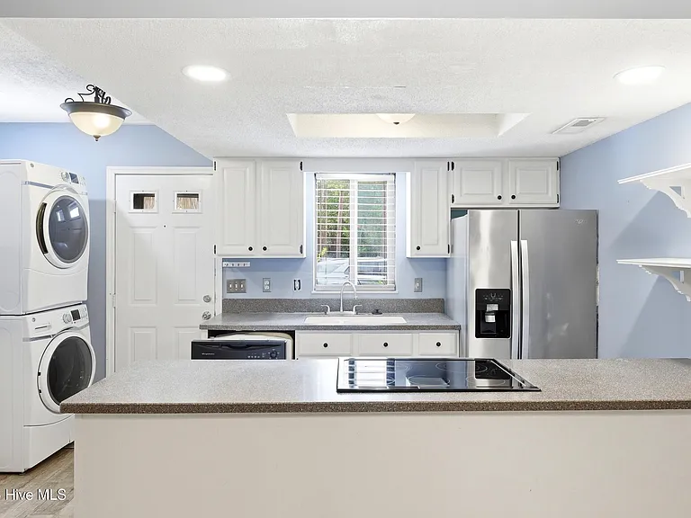 102 Country Club Villa Dr #1 — Photo 3