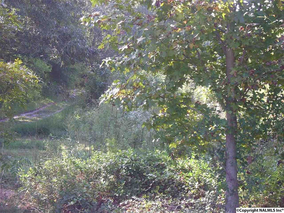 1st image of 506 Off Of County Rd