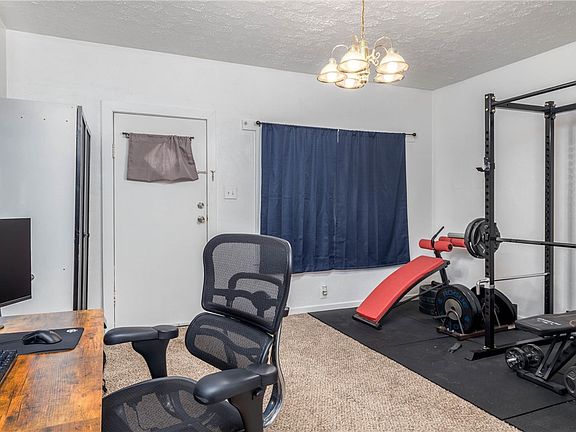 5th image of 307 3rd Ave