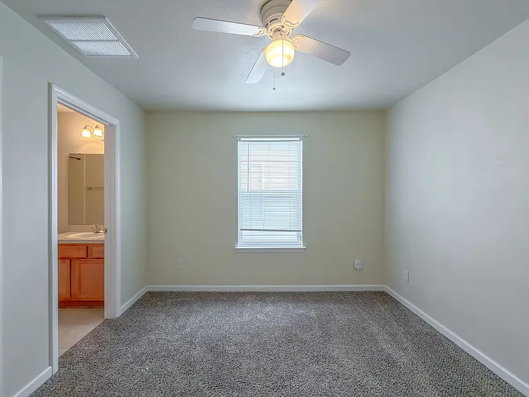 3271 Sugar Berry Way — Photo 32