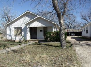 406 N 4th St, Ballinger, TX 76821