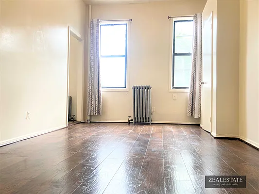 Rented by ZealEstate Group Inc | media 2