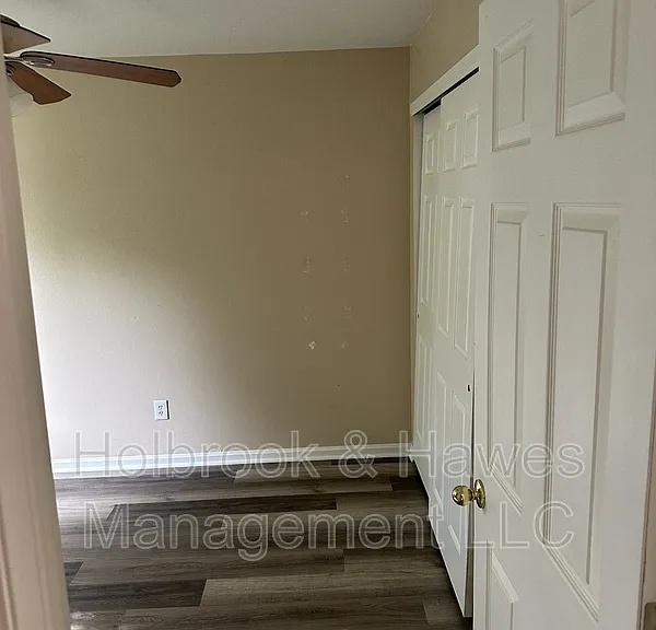 4531 Boardwalk Dr W #W-W-9 — Photo 18