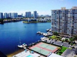 2780 NE 183rd St PH 17, Aventura, FL 33160