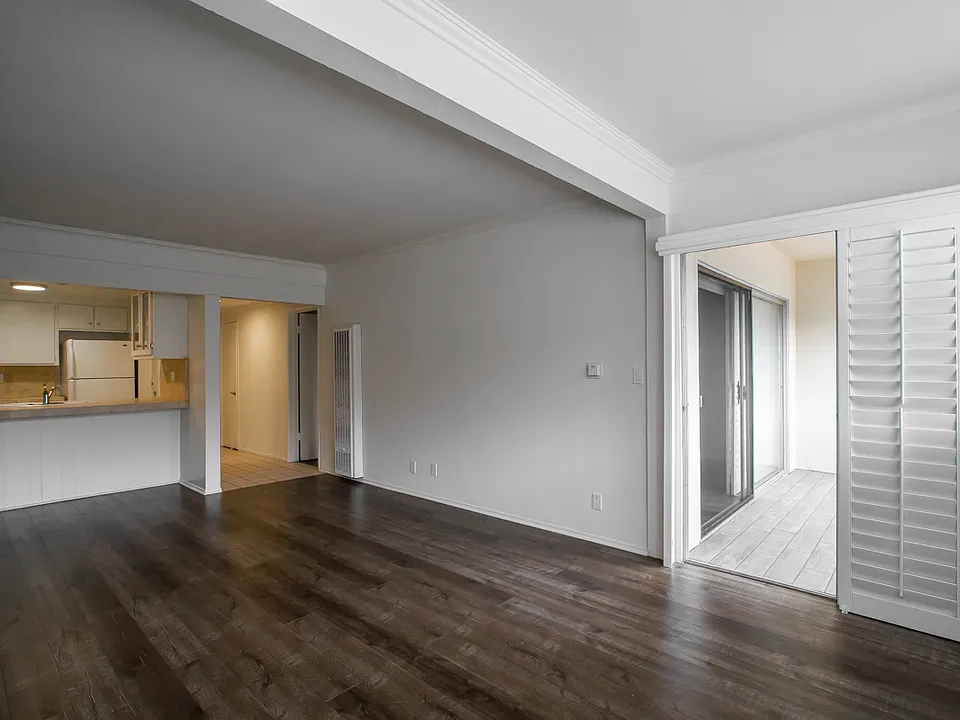 1 bedroom Living room