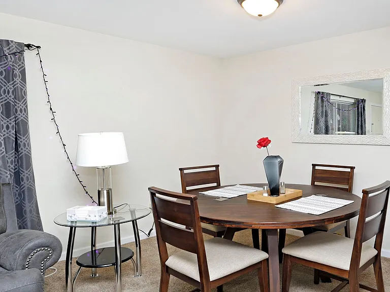 165 Virginia Ave — Photo 4