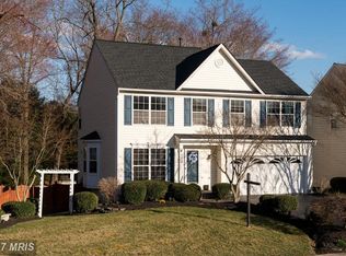 9348 S Whitt Dr, Manassas Park, VA