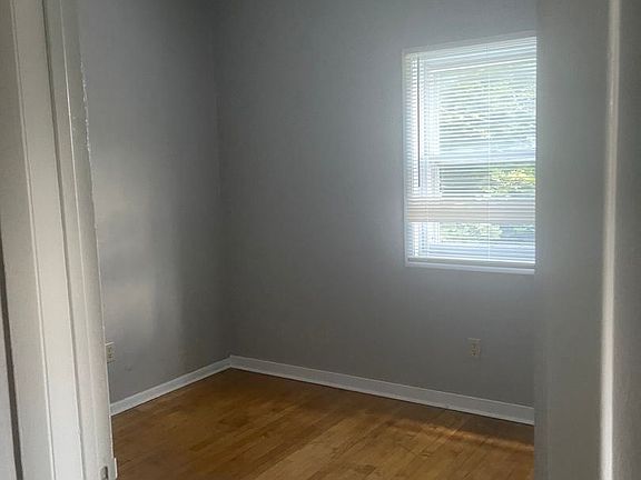 5th image of 507 W Burleigh St