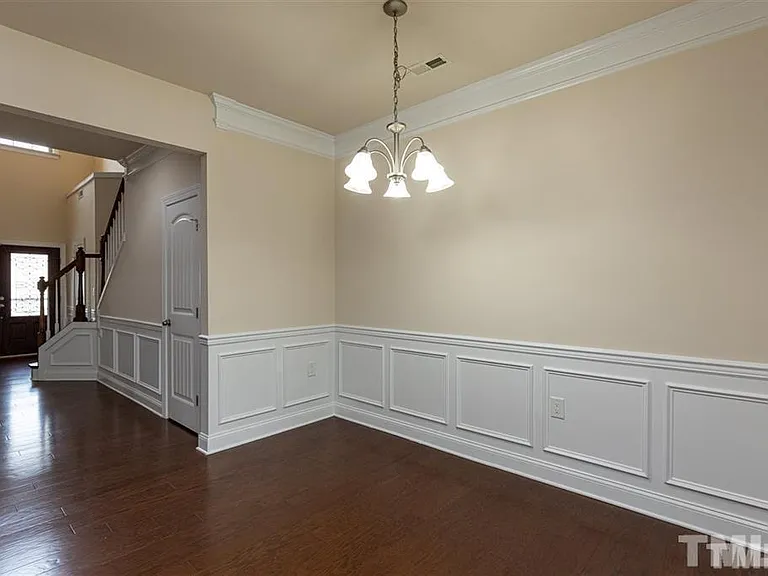 407 Daylin Dr — Photo 8
